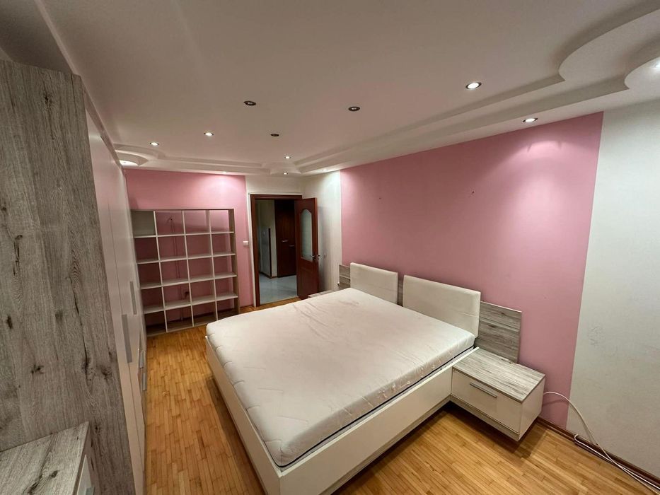 Тристаен апартамент под наем в ж.к. Люлин 3, 2215035