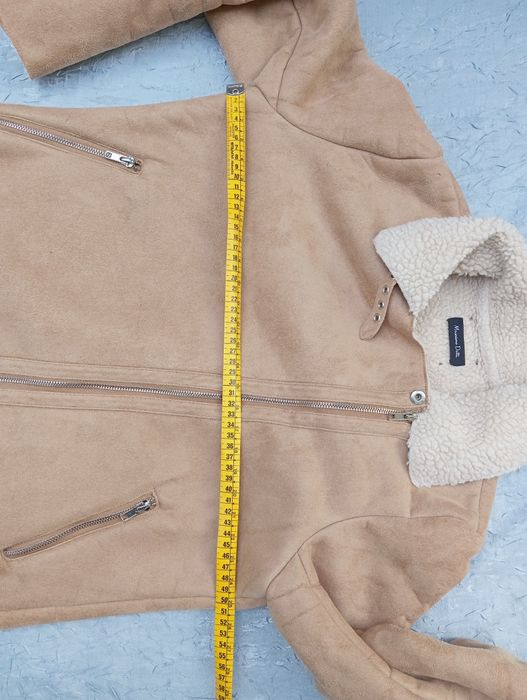Vând geaca de damă Massimo Dutti!