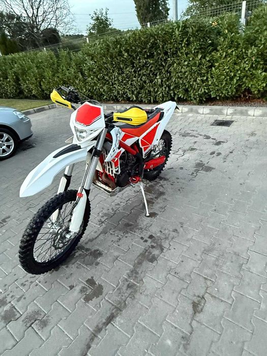 Vând Beta 300XR 2t 2020 cu acte