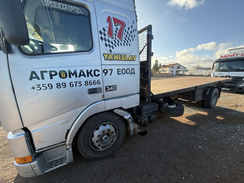 Камион Волво FH12 340кс на части. Или цял