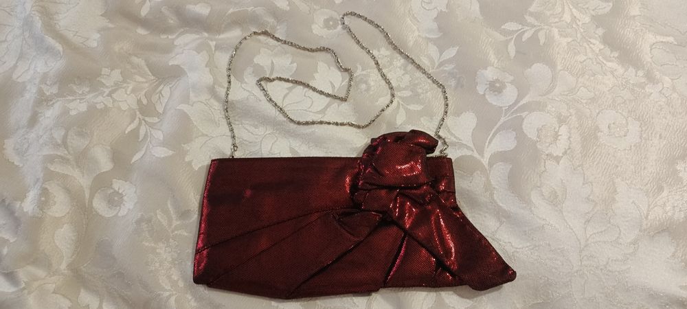 Клач с цепочкой женский