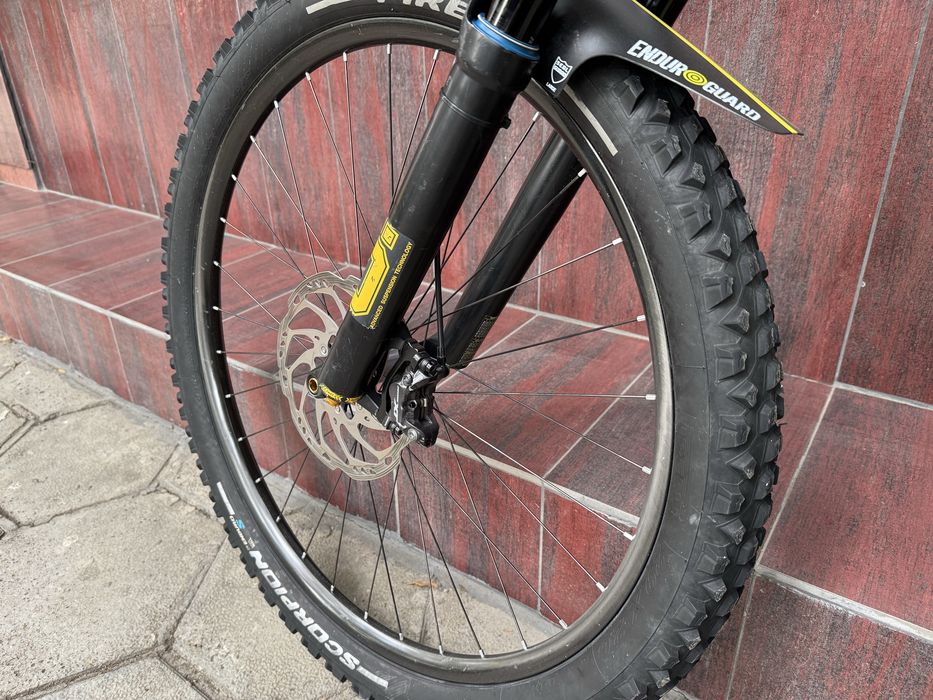 Santa cruz Megatower Carbon CC