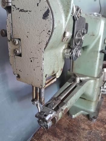 Глава за шевна машина Adler