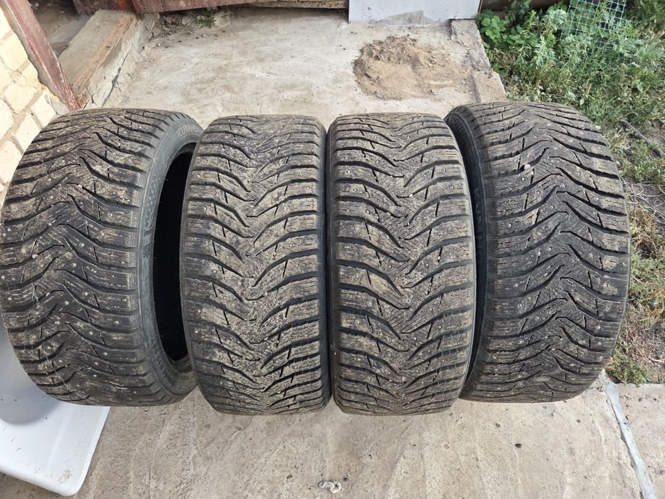 245/40 R19 Kumho (шип), Корея
