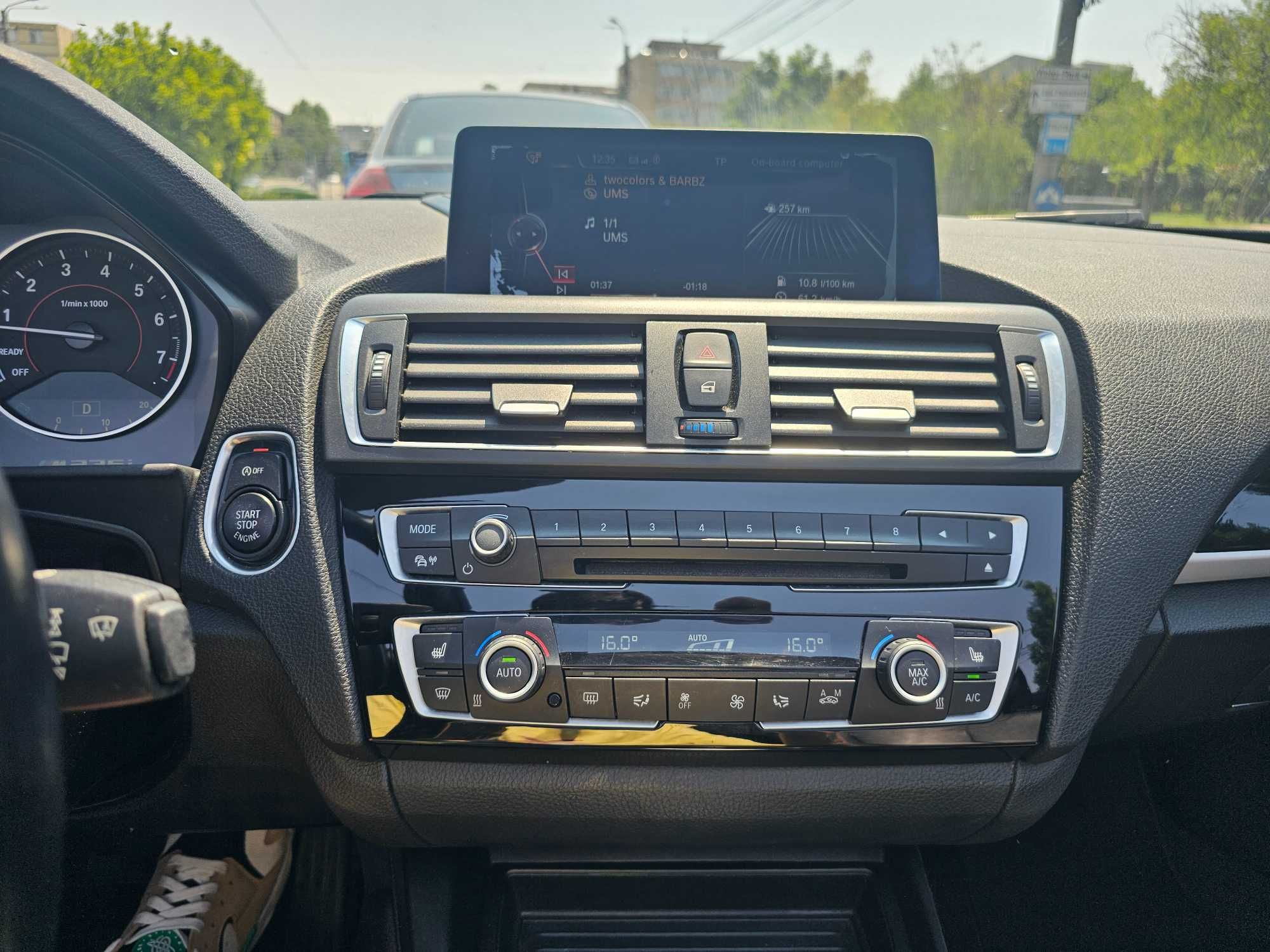 BMW F22 M235i - 2014 - 3.0 - 326CP