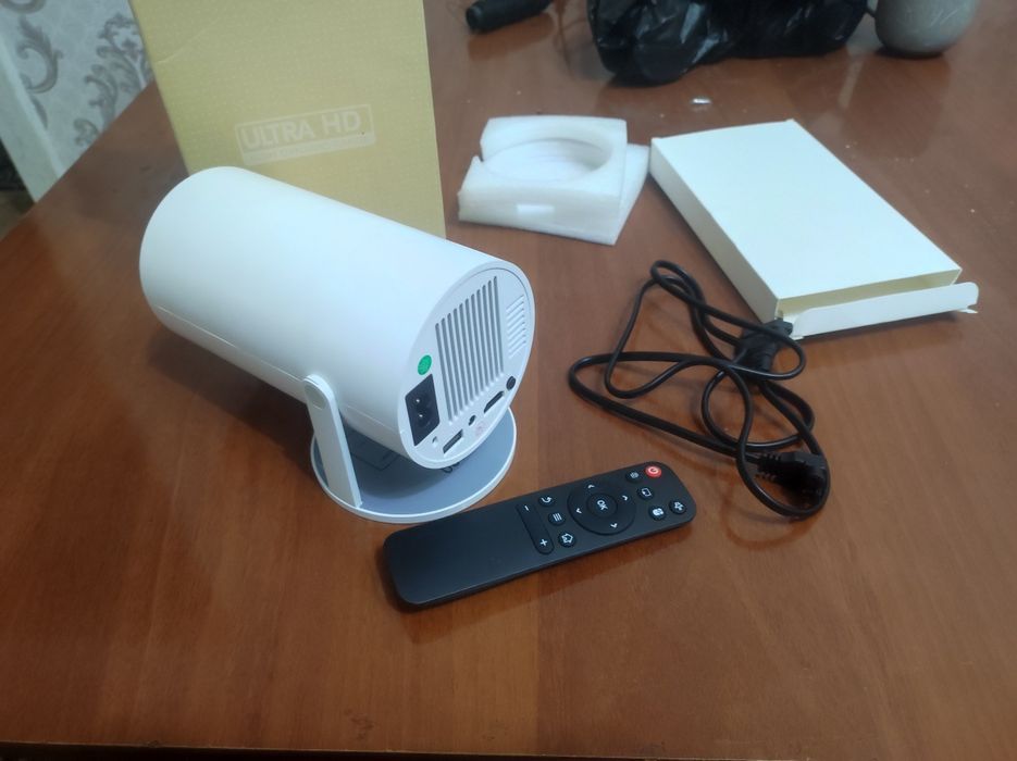 Proyektor, HY300, Kino va Dars oʻtish uchun ixcham proyektor,