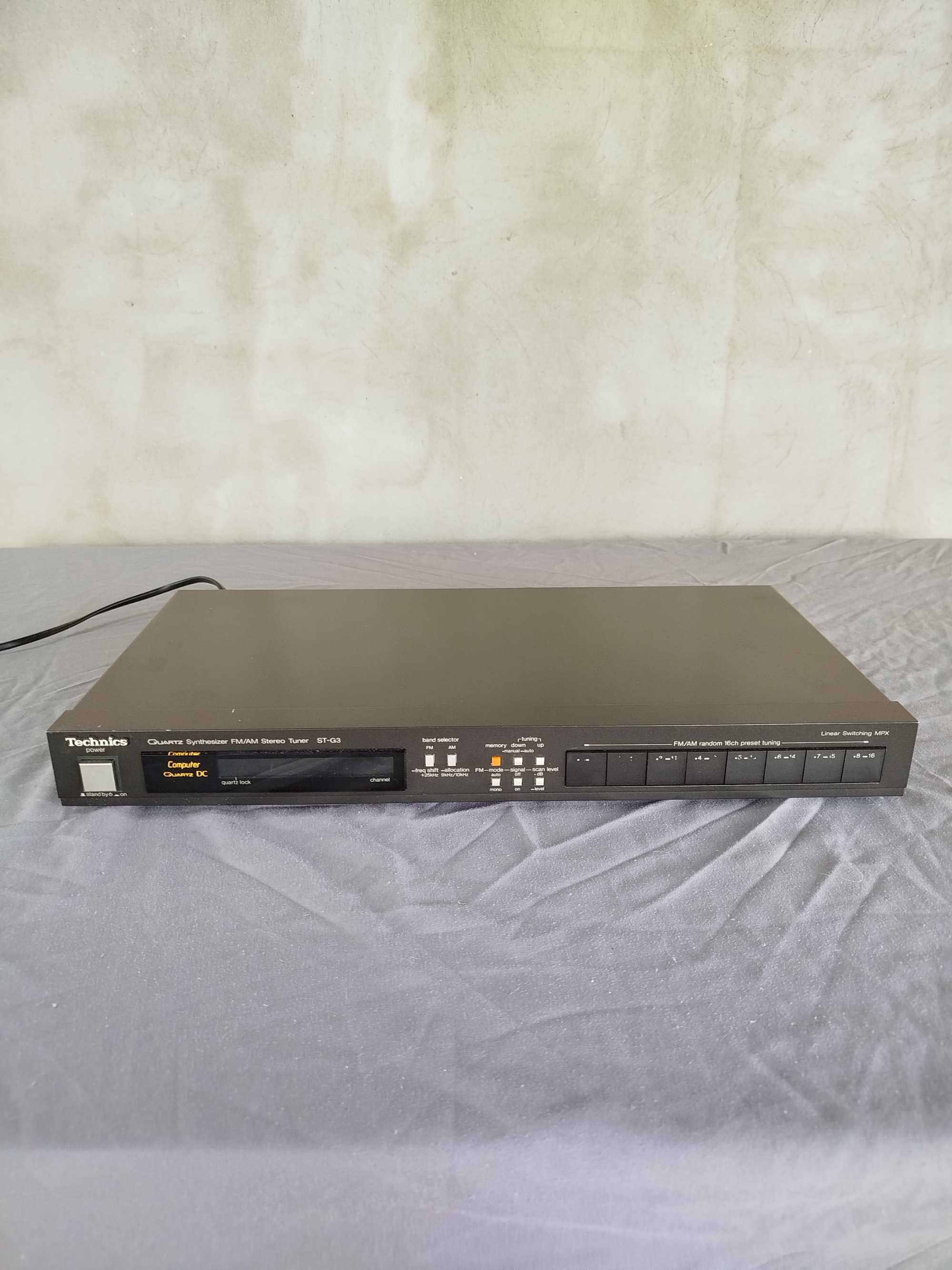 Superb tuner Technics model:  ST-G3 Made in Japan