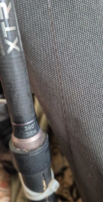 Bete de pescuit si barcuta de momit