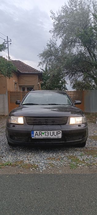 Vînd Passat b5 1.9 TDI