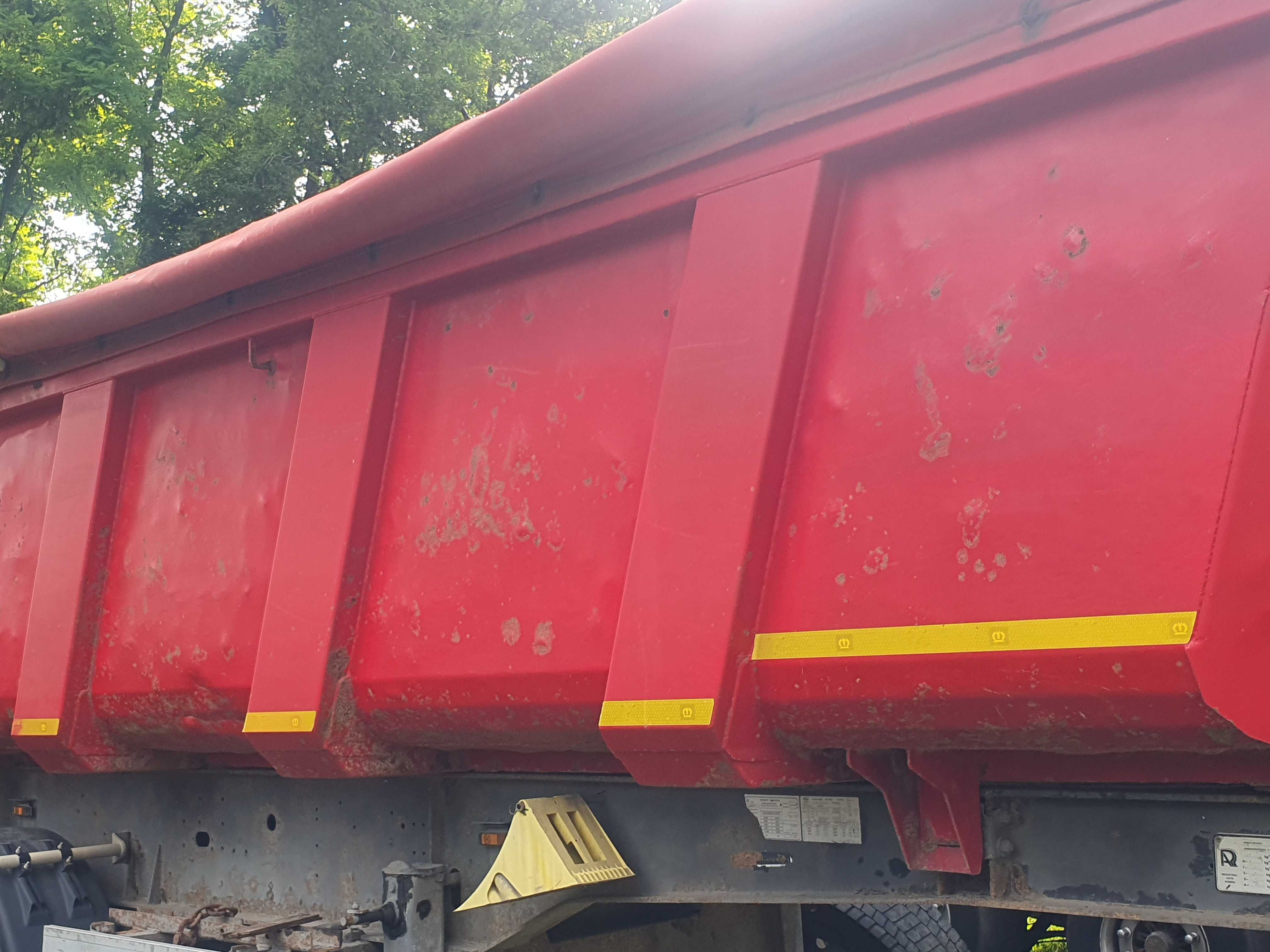 Vand Cap Tractor IVECO si semiremorca SCHMITZ