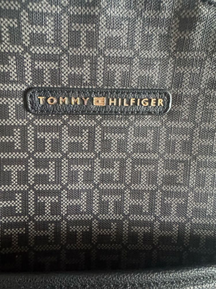 Tommy Hilfiger рюкзаки