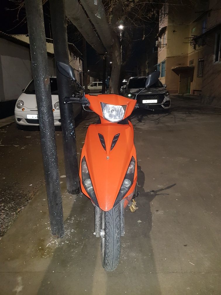 rs z 125 скутер продаётся