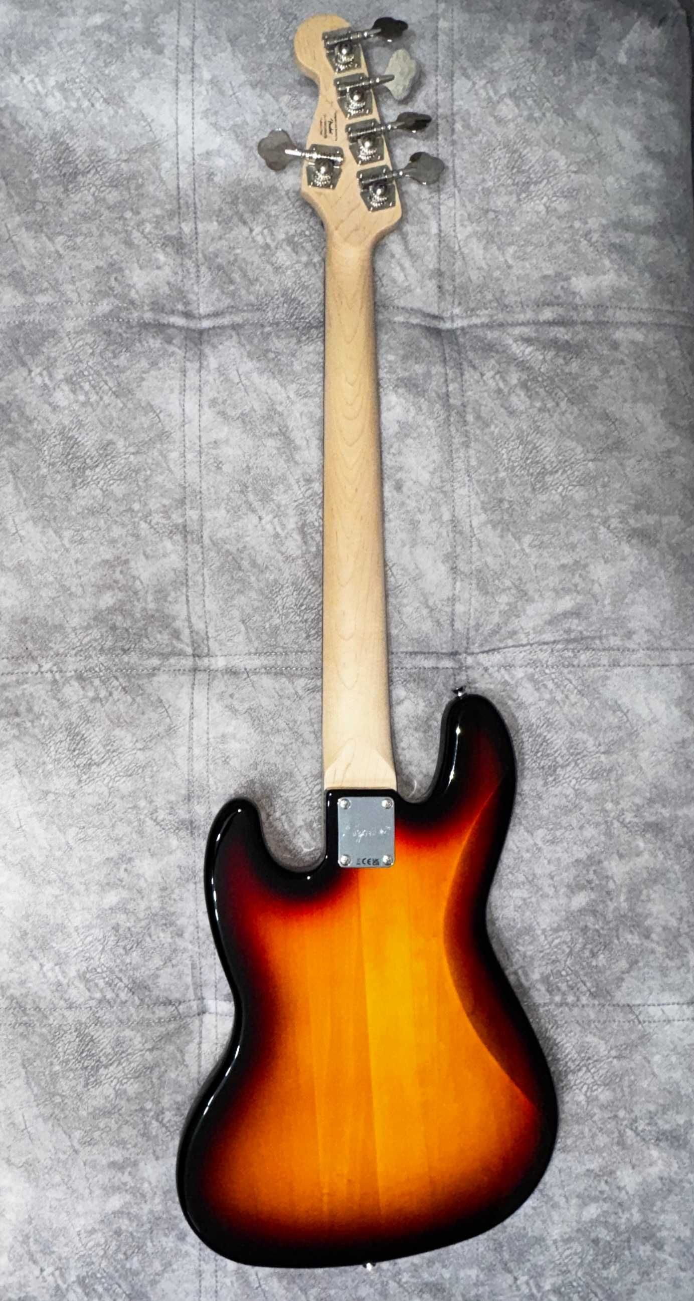 Бас-гитара Squier Affinity Series™ Jazz Bass® V