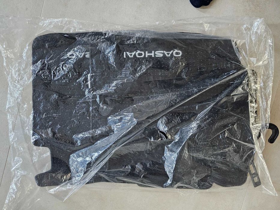 Оригинални мокетни снелки Nissan Qashqai J11