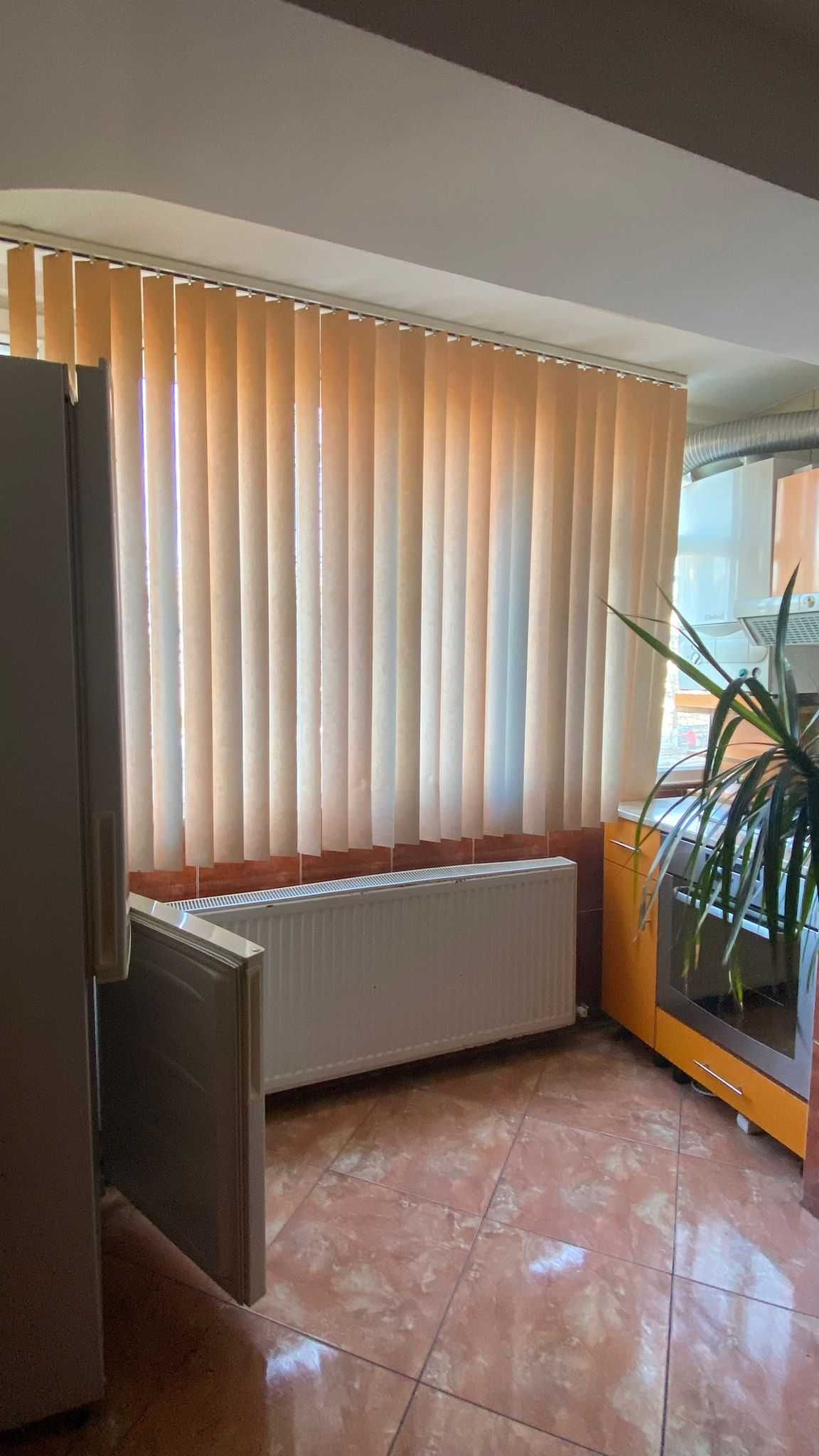 Apartament  4 camere