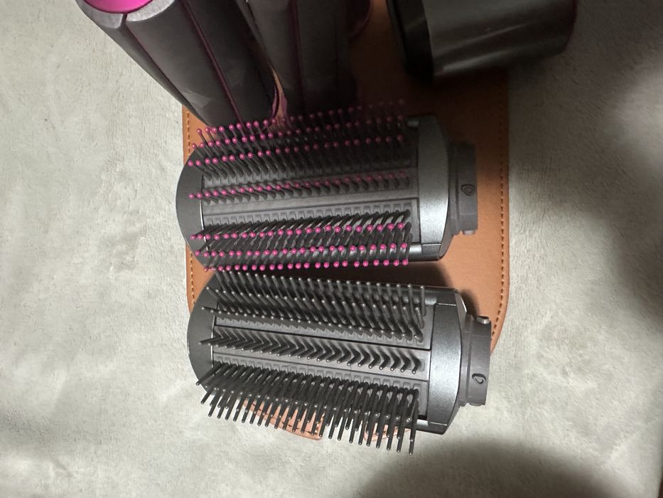 Маша за коса dyson