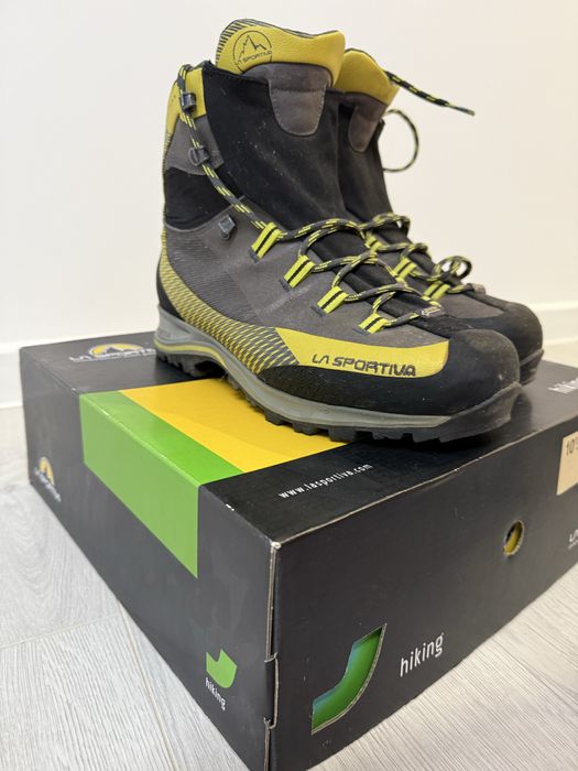 Bocanci de 3 sezoane La Sportiva Trango TRK Leather GTX