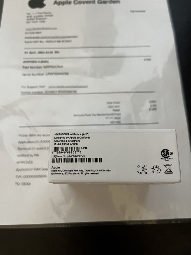 AirPods 4 ANC