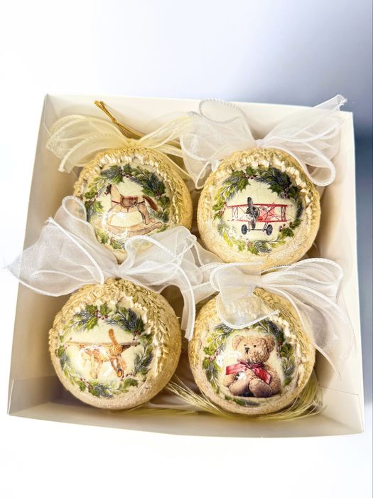 Globuri decorate manual