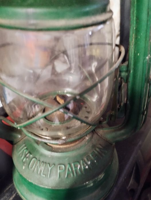 Vând lămpaș  235 cu ulei lampant