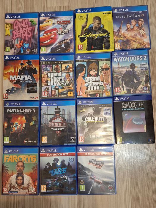 PlayStation 4 cu 15 jocuri incluse