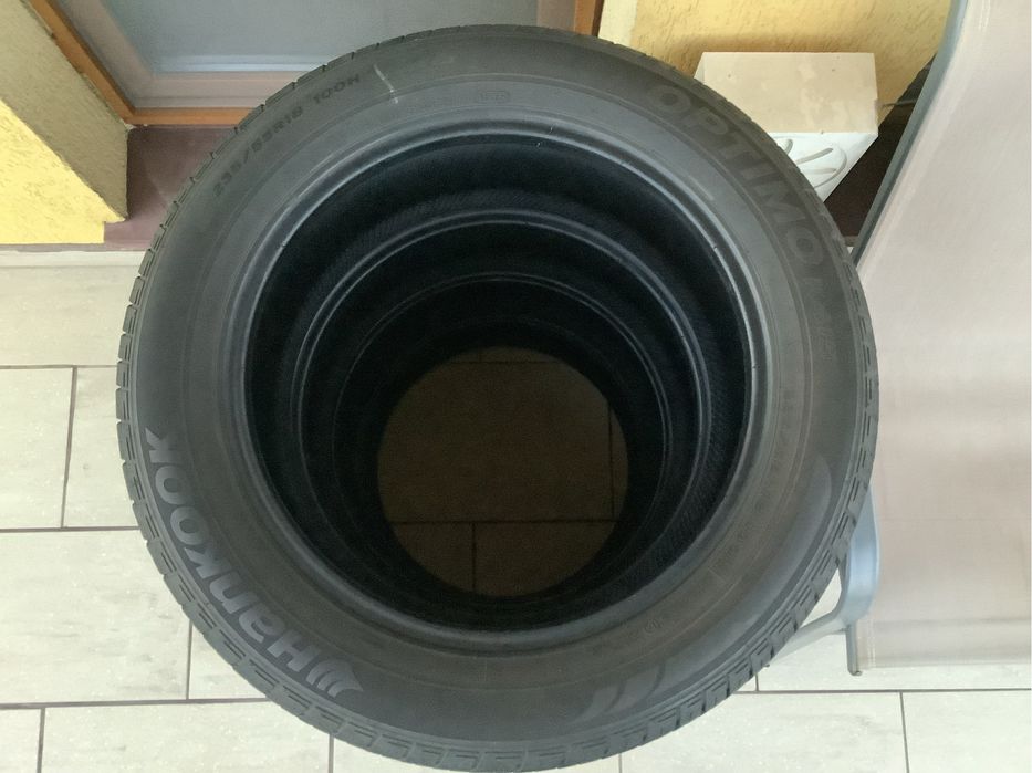 4 Anvelope Hankook Optimo 235 55 18 vara, in stare excelenta.