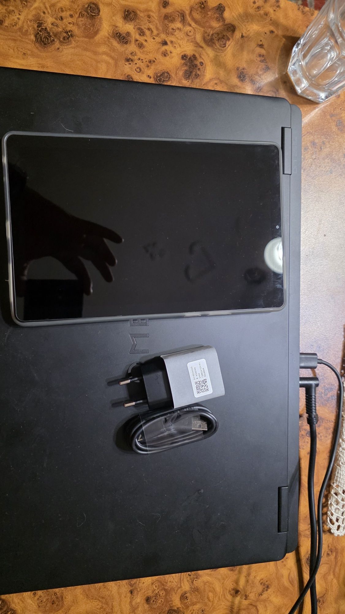 Таблет Леново м9 Lenovo M9