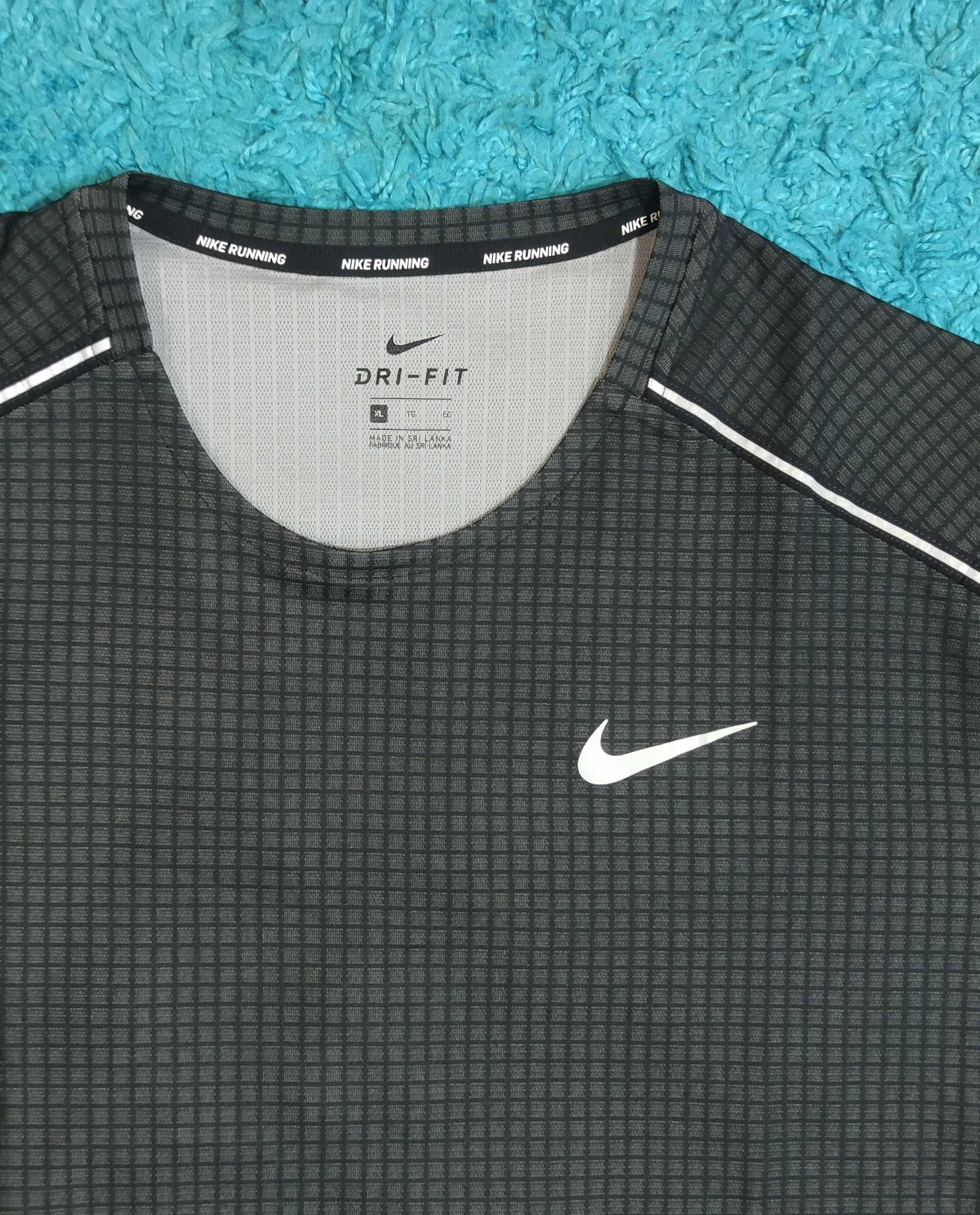 Tricou barbatesc Nike Running - Tehnologie Dri Fit