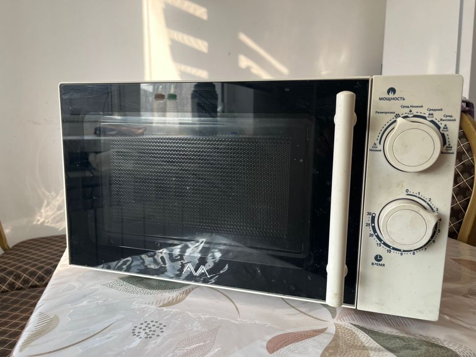 Микроволновая печь продам