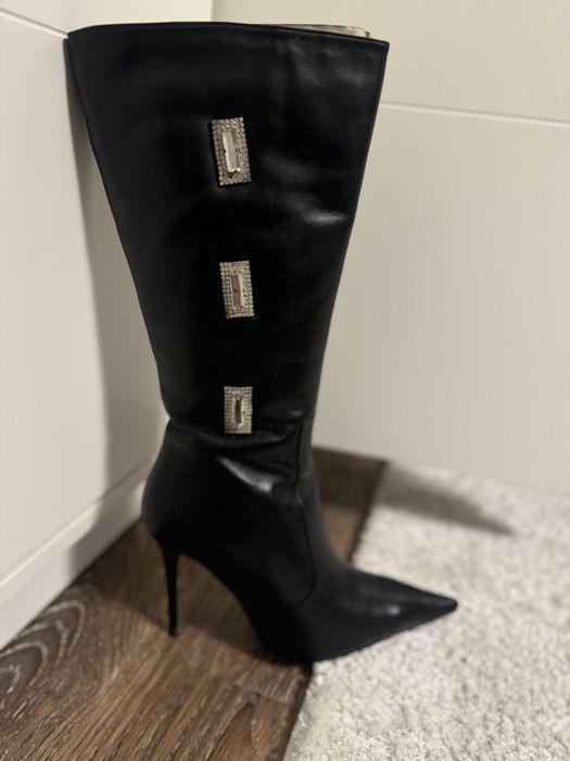 Женские зимние сапоги