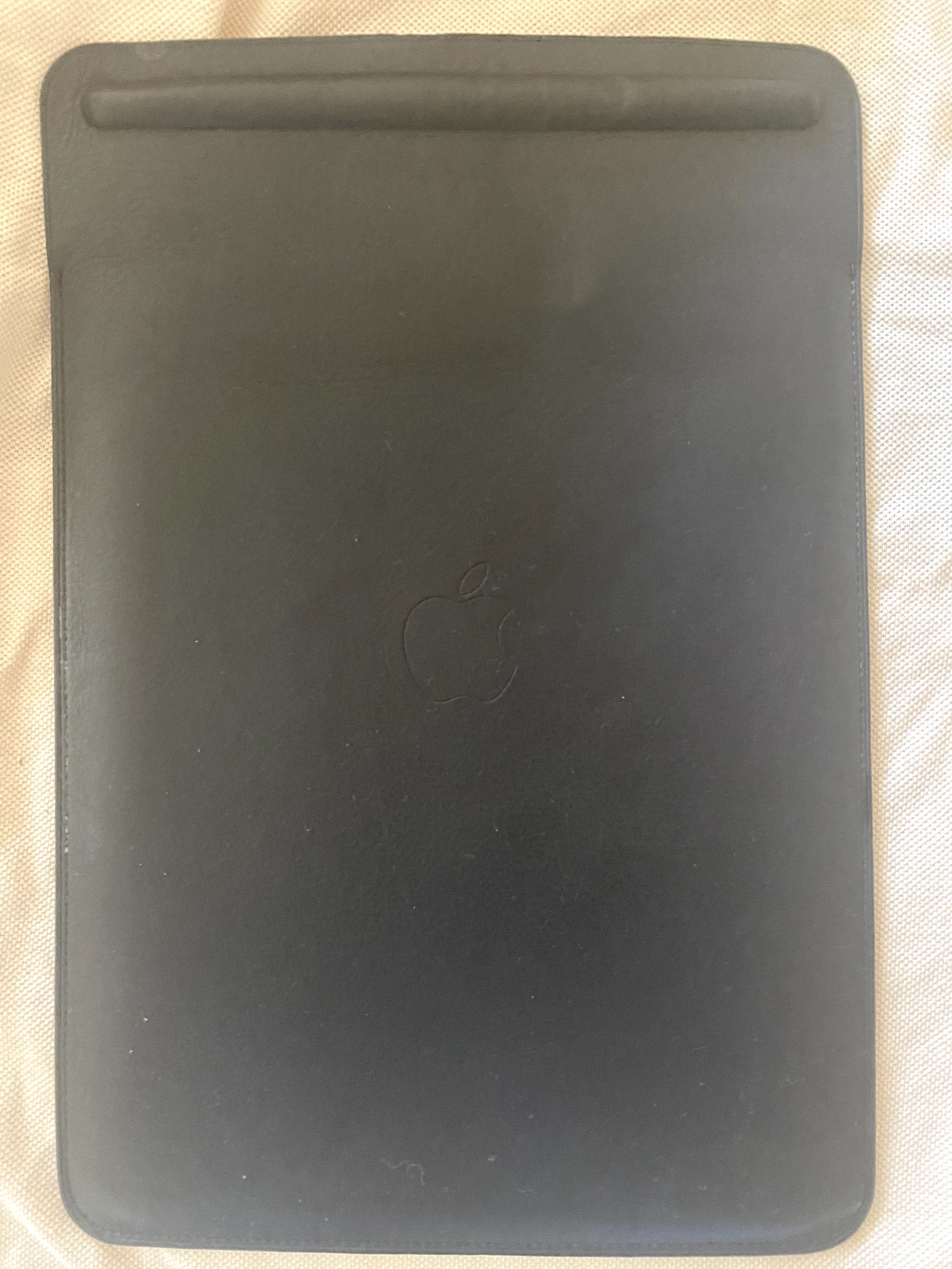 iPad Pro Leather Sleeve Black