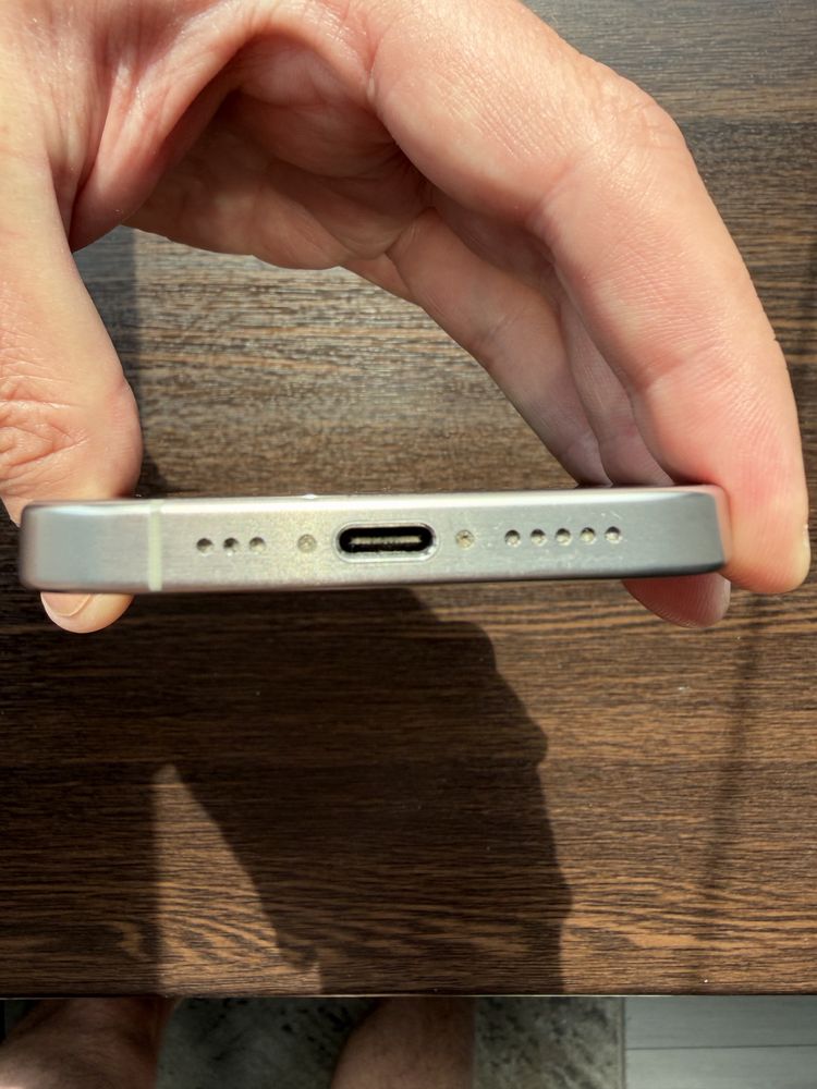 Iphone 15 pro (256) Titanium