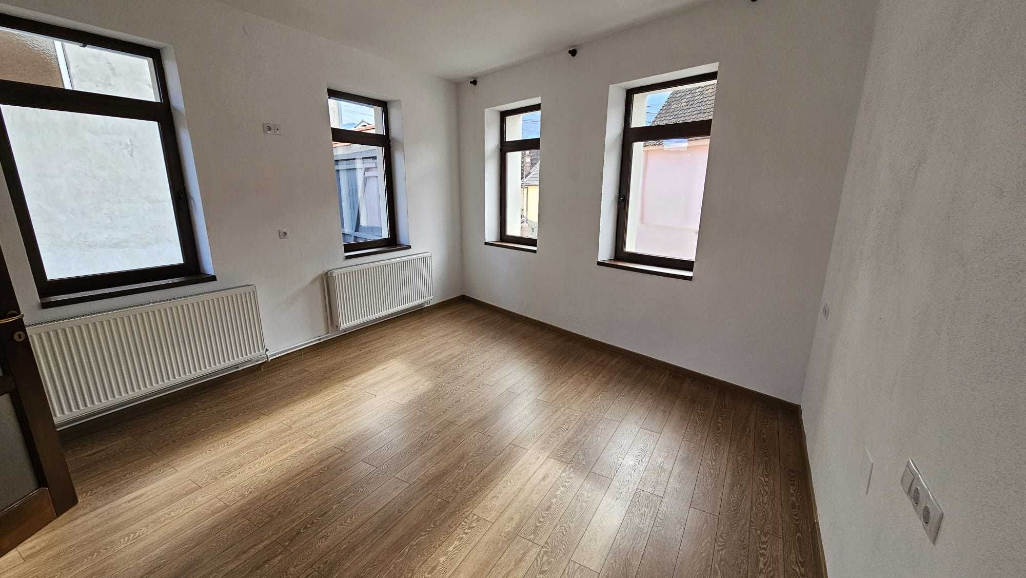 Vand casa Sibiel - Renovata complet.