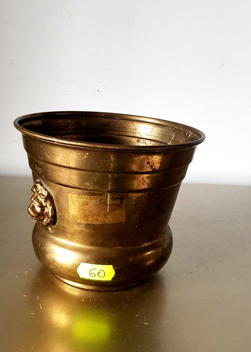 Obiecte vechi din cupru