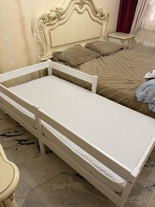 Продается кровать детский срочно