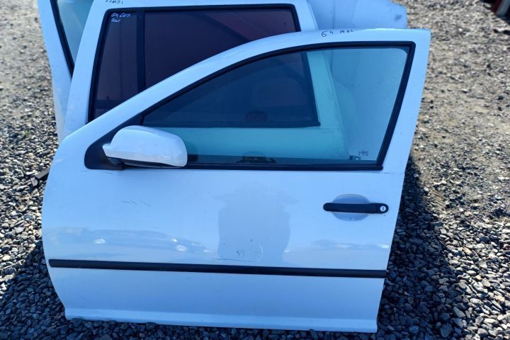 Usa fata stanga COMBI Volkswagen VW Golf 4  [din 1997 pana  2006] seria wagon 1.9 TDI MT (115 hp)