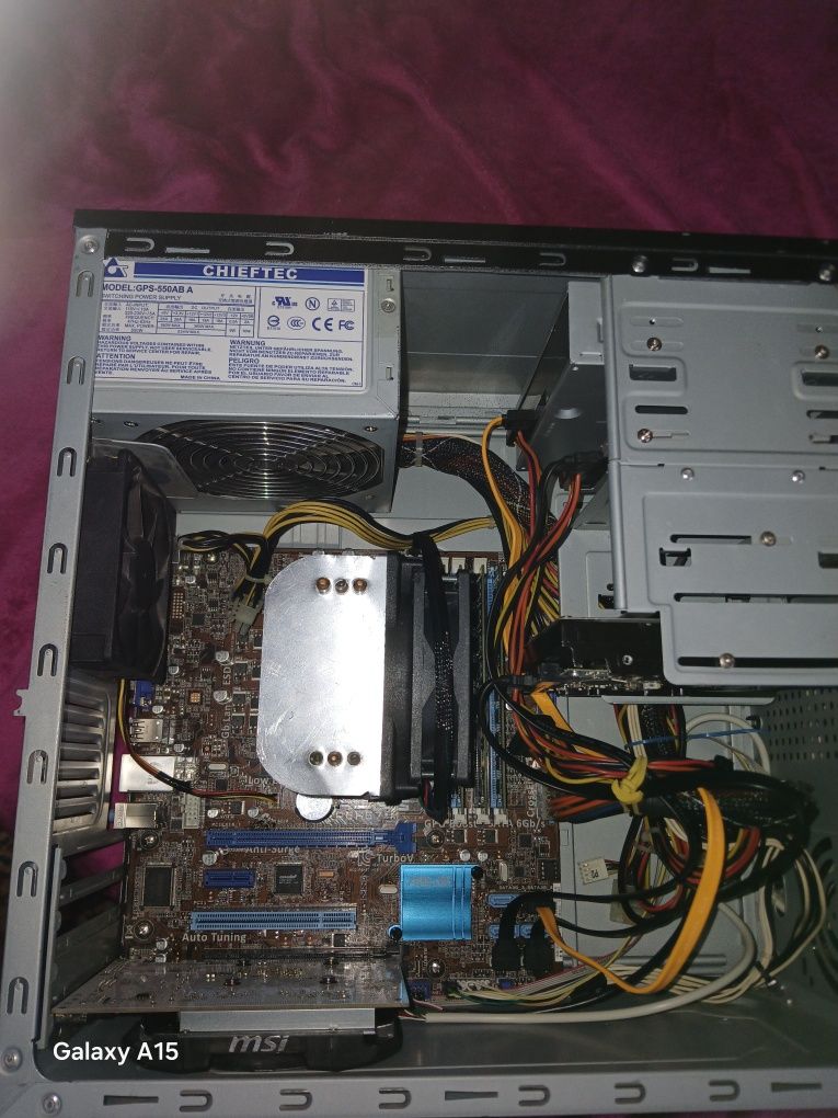 Unitate pc gaming , desktop  Asus i5 ,16 gb ,gt 730