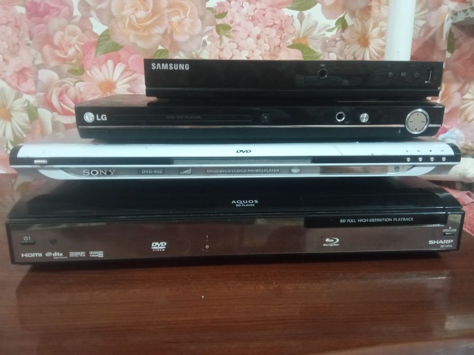 Продам DVD в отличном состоянии рабочий