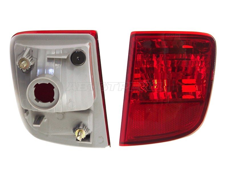 Фонарь в задний бампер Toyota Land cruiser