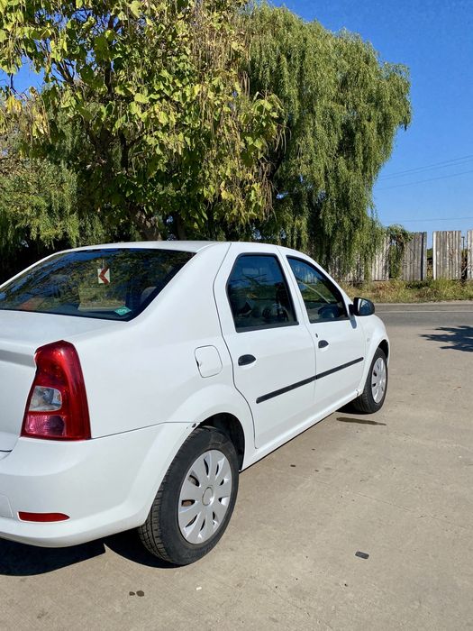 Dacia Logan  2010