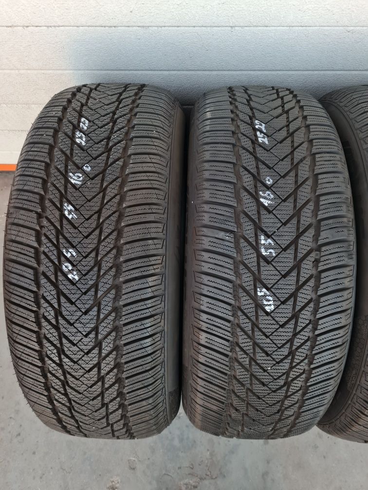 Зимни гуми 4 броя APLUS A701 205 55 R16 дот 2522