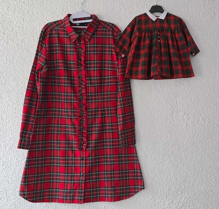 Коледна рокля мама и бебе размер М и 3-6 месеца