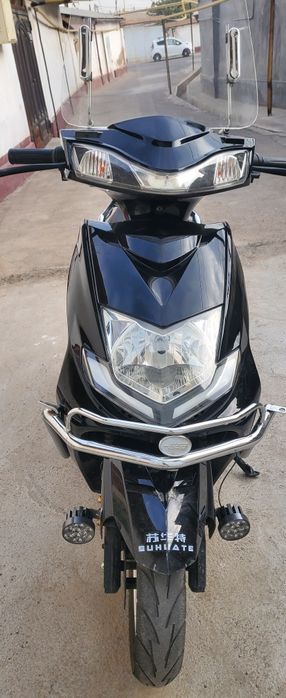 Скутер срочна сотилади