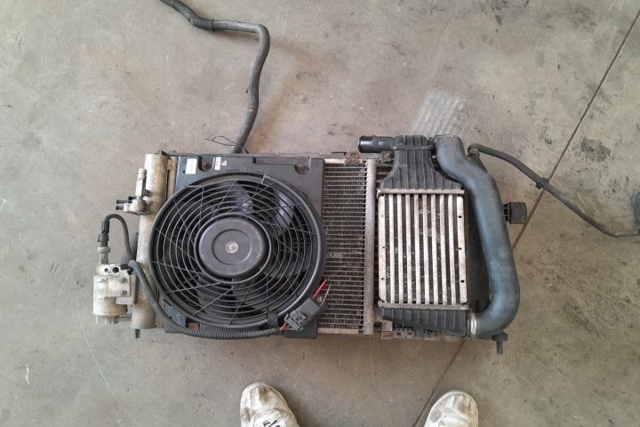 Radiator apa racire motor COMPLECT Opel Astra G [1998 - 2009] wagon 5