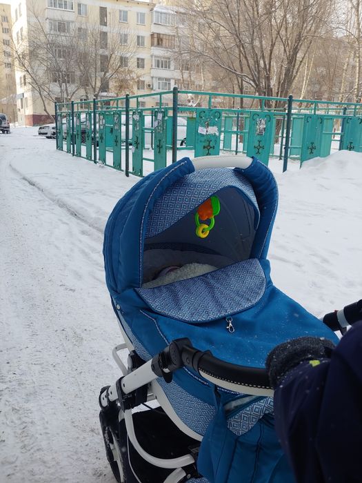 Продам коляску lonex