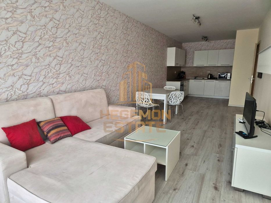 Продава се Двустаен апартамент в Варна, Аспарухово - 80 кв.м за 1813 €/кв.м - Снимка #2