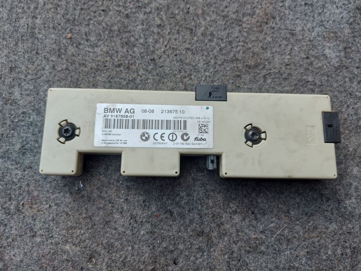 Антенен усилвател БМВ Е90 Е91 / BMW E9O E91