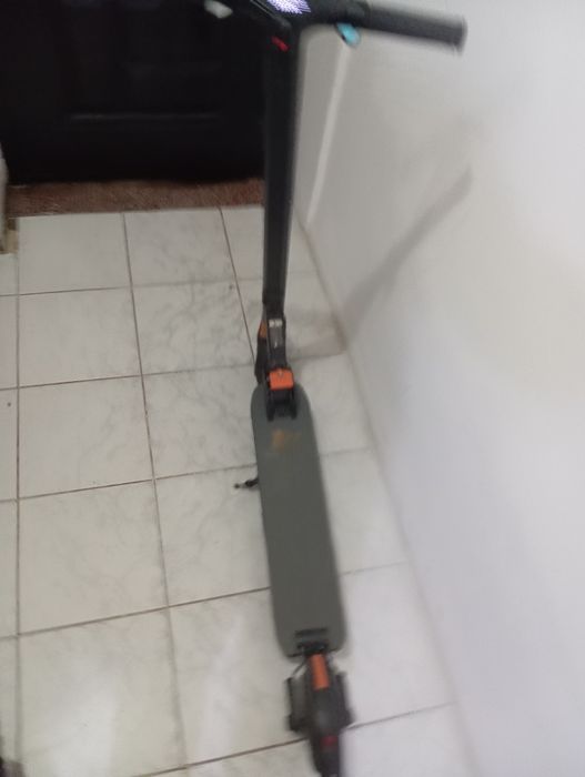 Trotineta electrica kukirin s1 pro perfect functionabila 30 km la oră