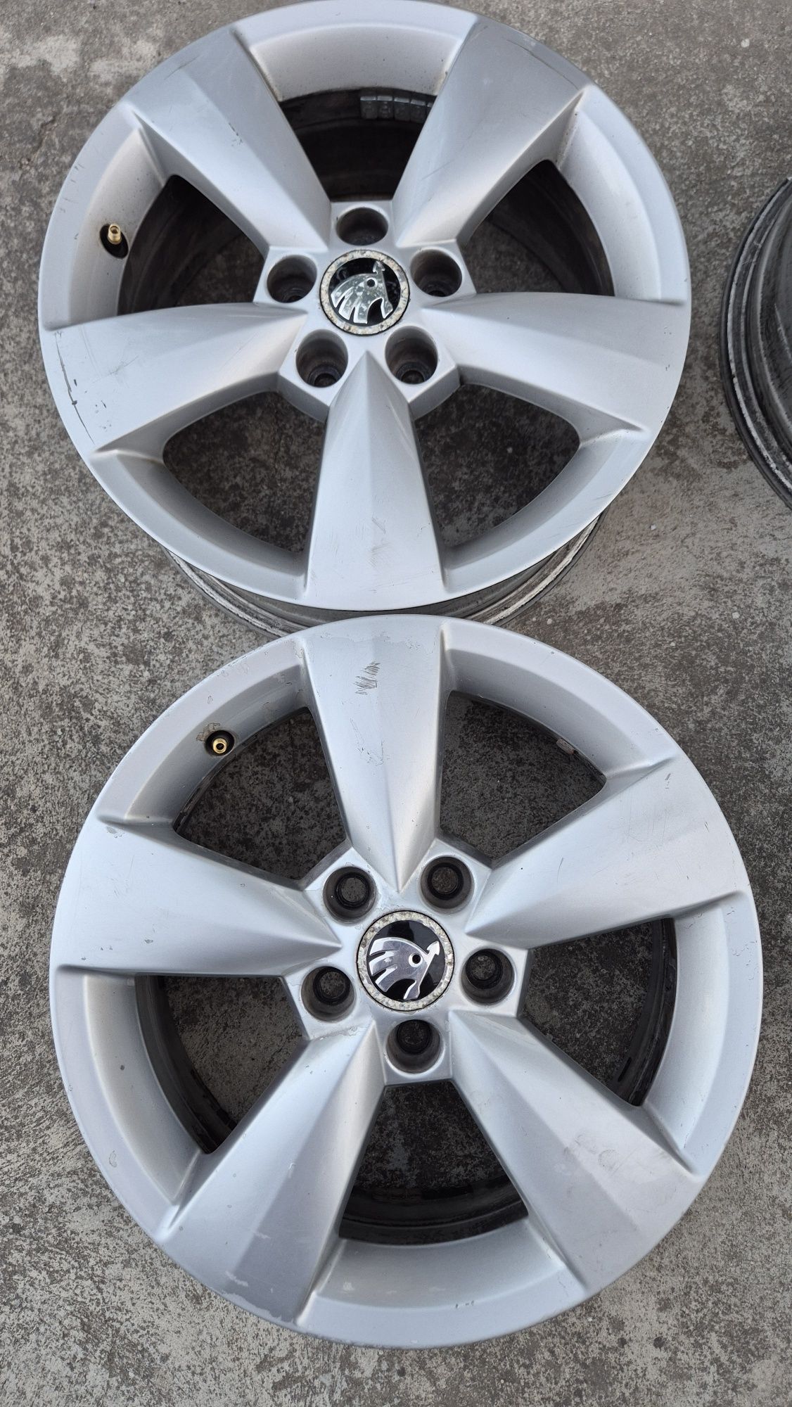 Оригинални джанти  Шкода/Skoda 15' , 5×100 , 6J ,ET 38