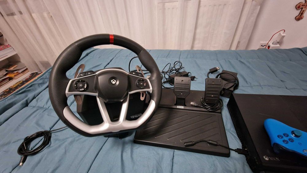 Xbox One 1Tb full box